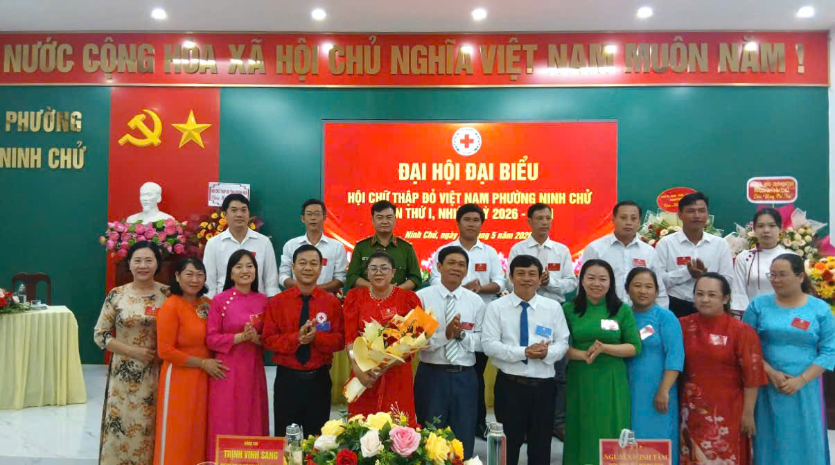 Đoàn kết – Nhân ái – Đổi mới, xây dựng phong trào Chữ thập đỏ phường Ninh Chử phát triển vững mạnh